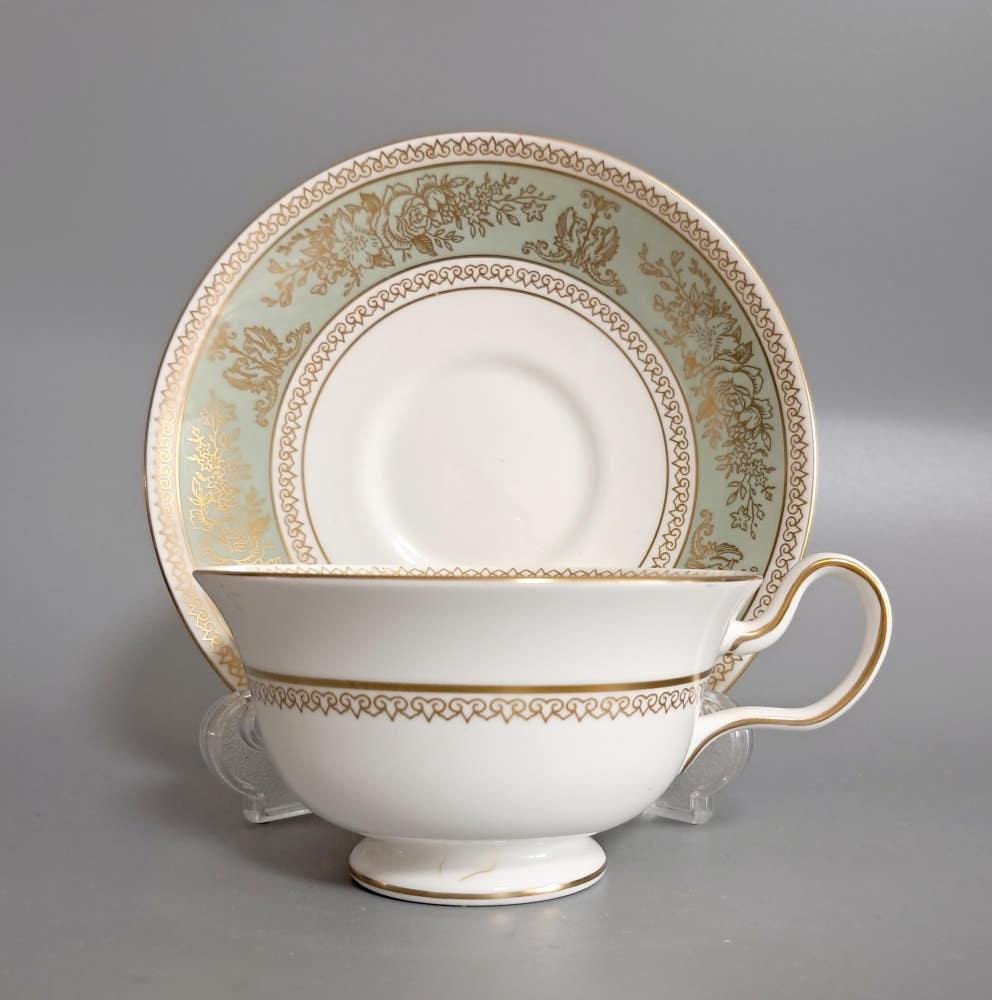 [앤틱찻잔]영국 콜럼비아 세이지그린 피오니 찻잔 빈티지 홈카페 선물