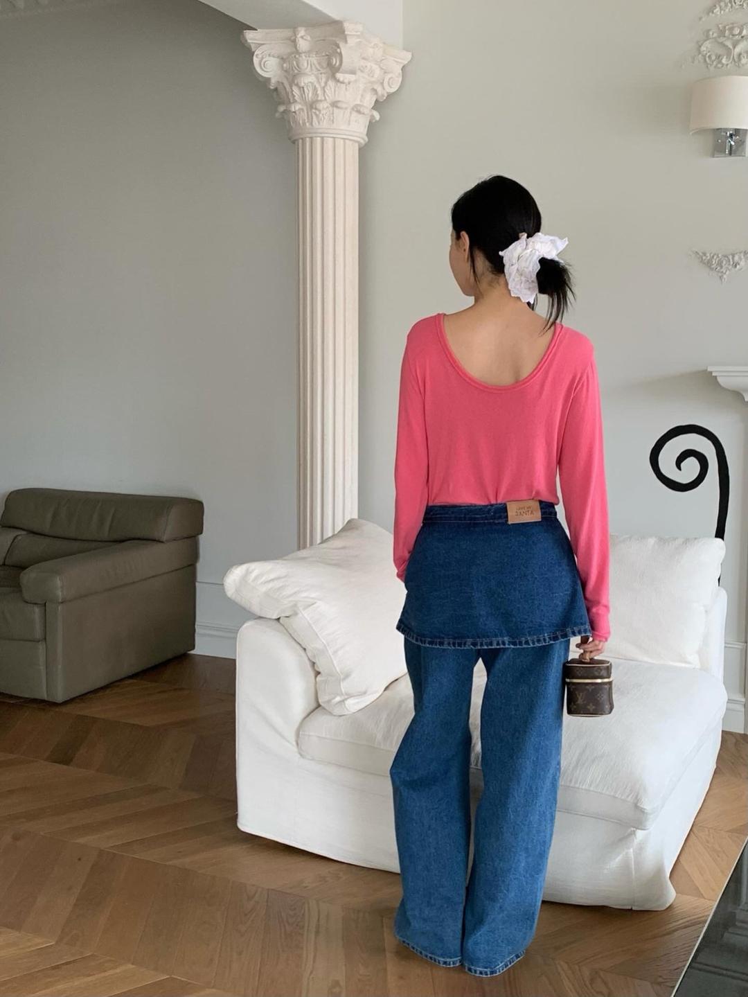 Air Scoop Neck Top (5c)