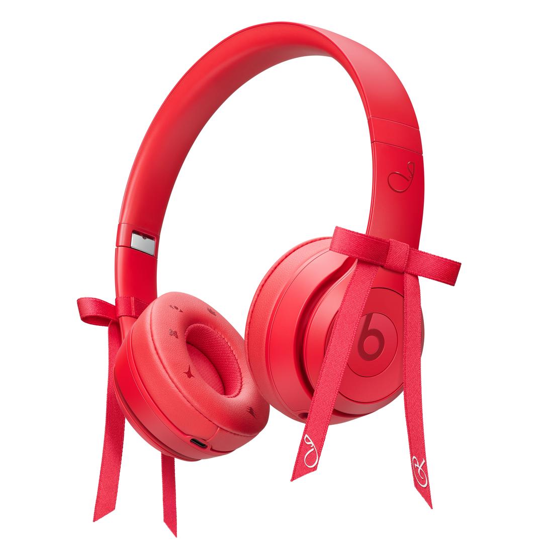 Beats Solo 4 – 제니 스페셜 에디션 – 루비 레드