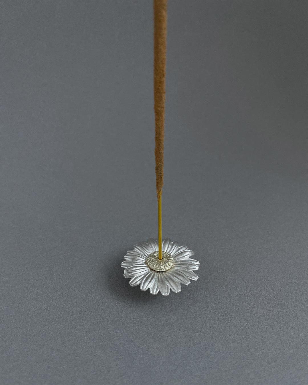 daisy incense holder
