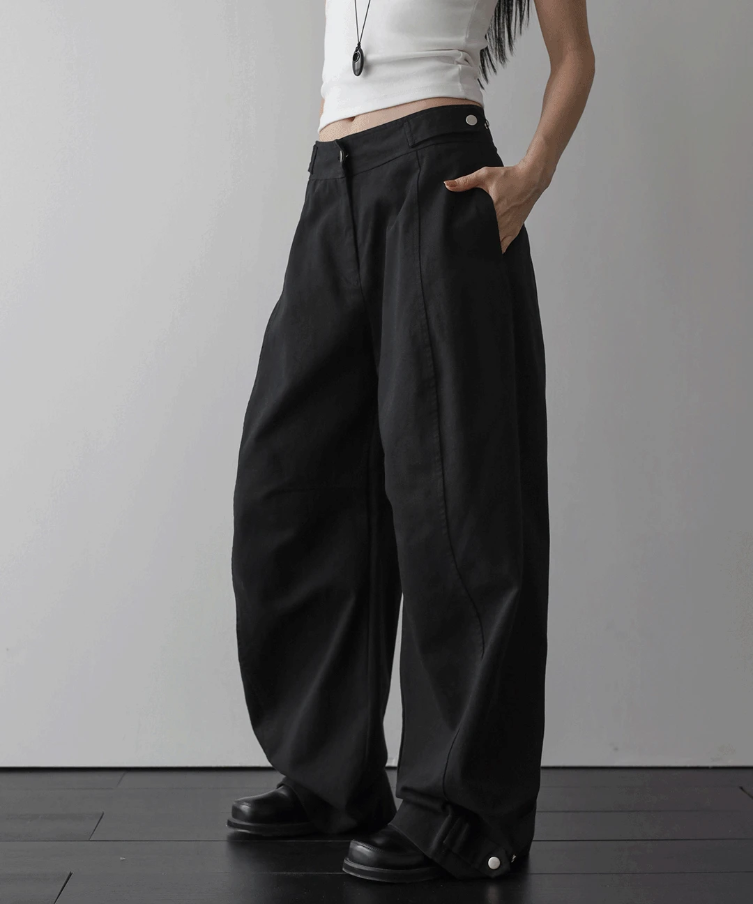 스냅 비조 벌룬 코튼 팬츠