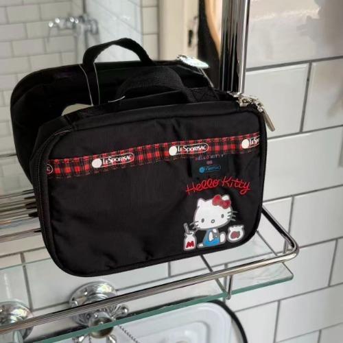 LeSportsac 키티 트래블 키트 파우치백