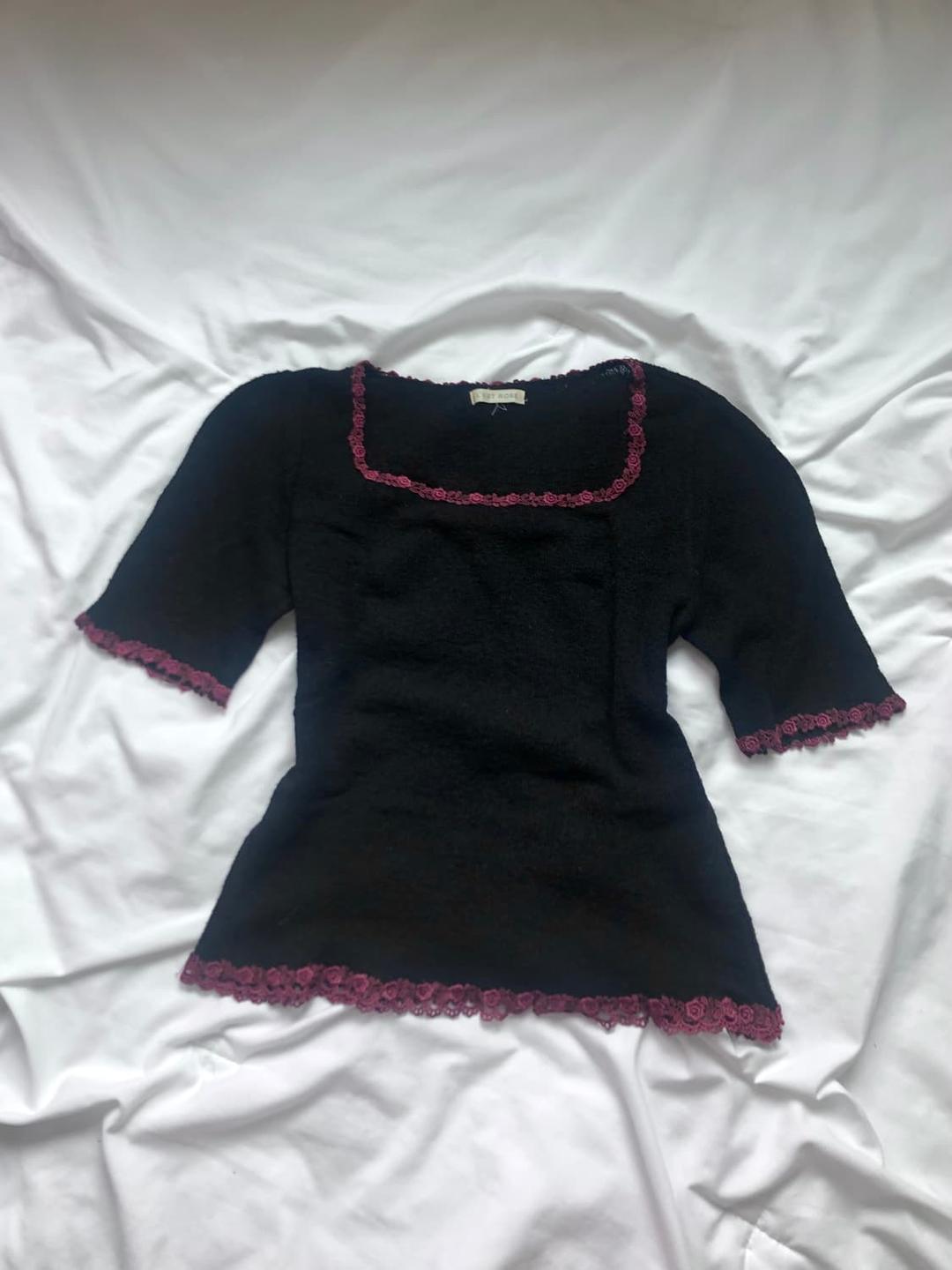 레스트로즈 반팔 니트 | 후루츠패밀리