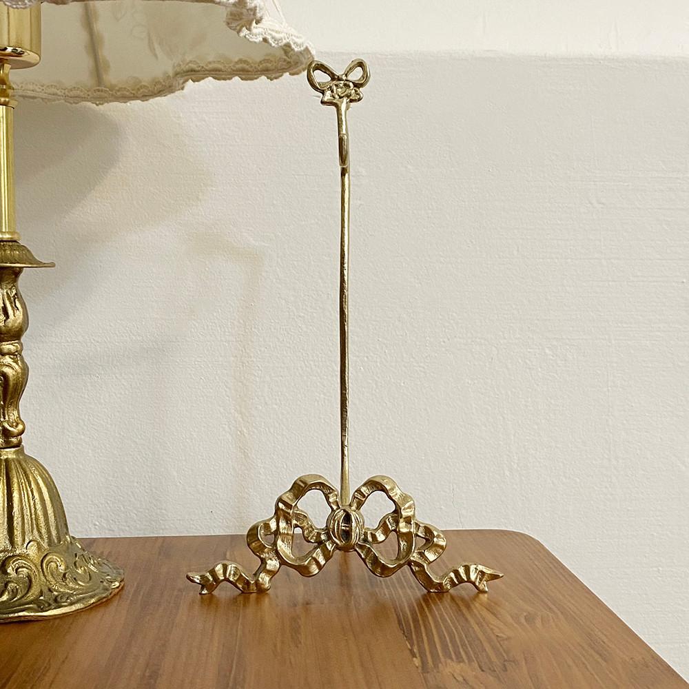 리본 커피잔 걸이 이젤 컵앤소서 홀더 접시 스탠드 받침대 거치대