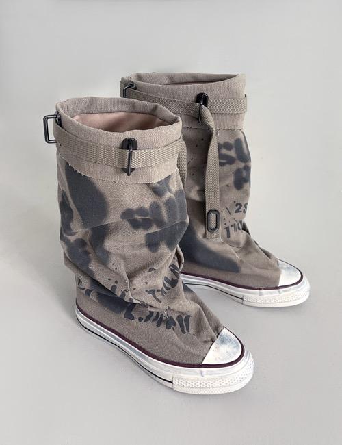 vintage canvas middle sneakers