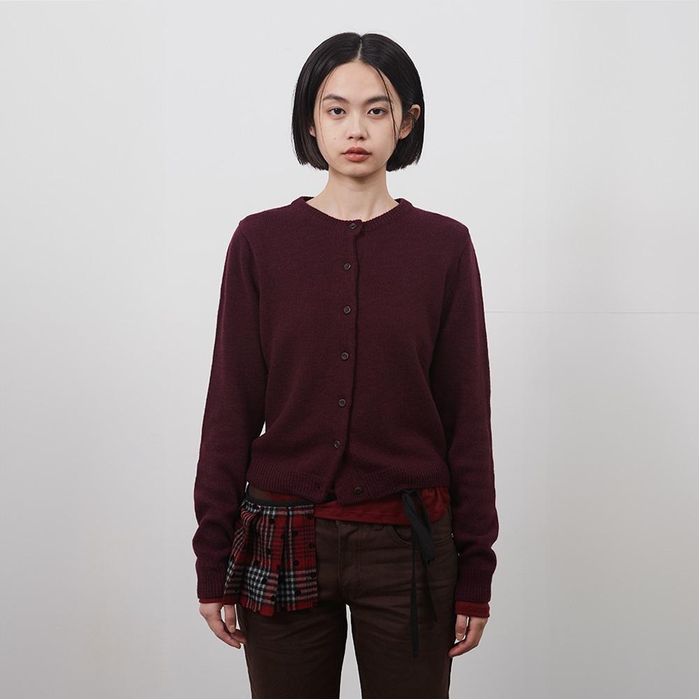 BASIC STANDARD CARDIGAN, BURGUNDY