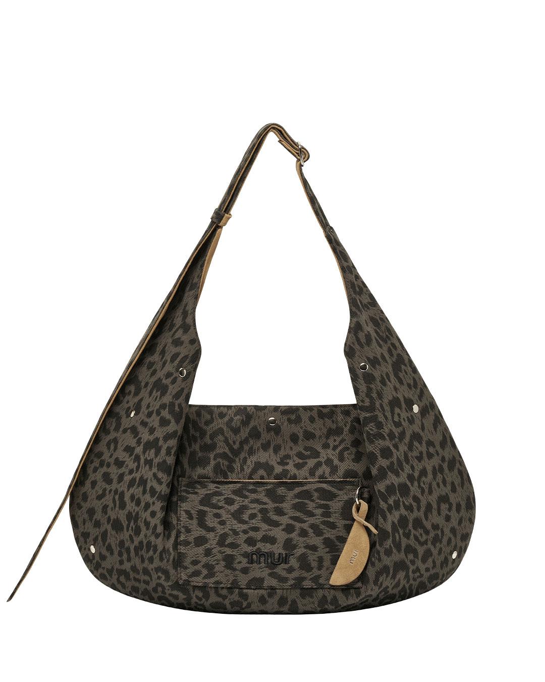 Reversible Polar Hobo bag-리버시블 폴라 호보백 / Leopard Grey, Suede beige