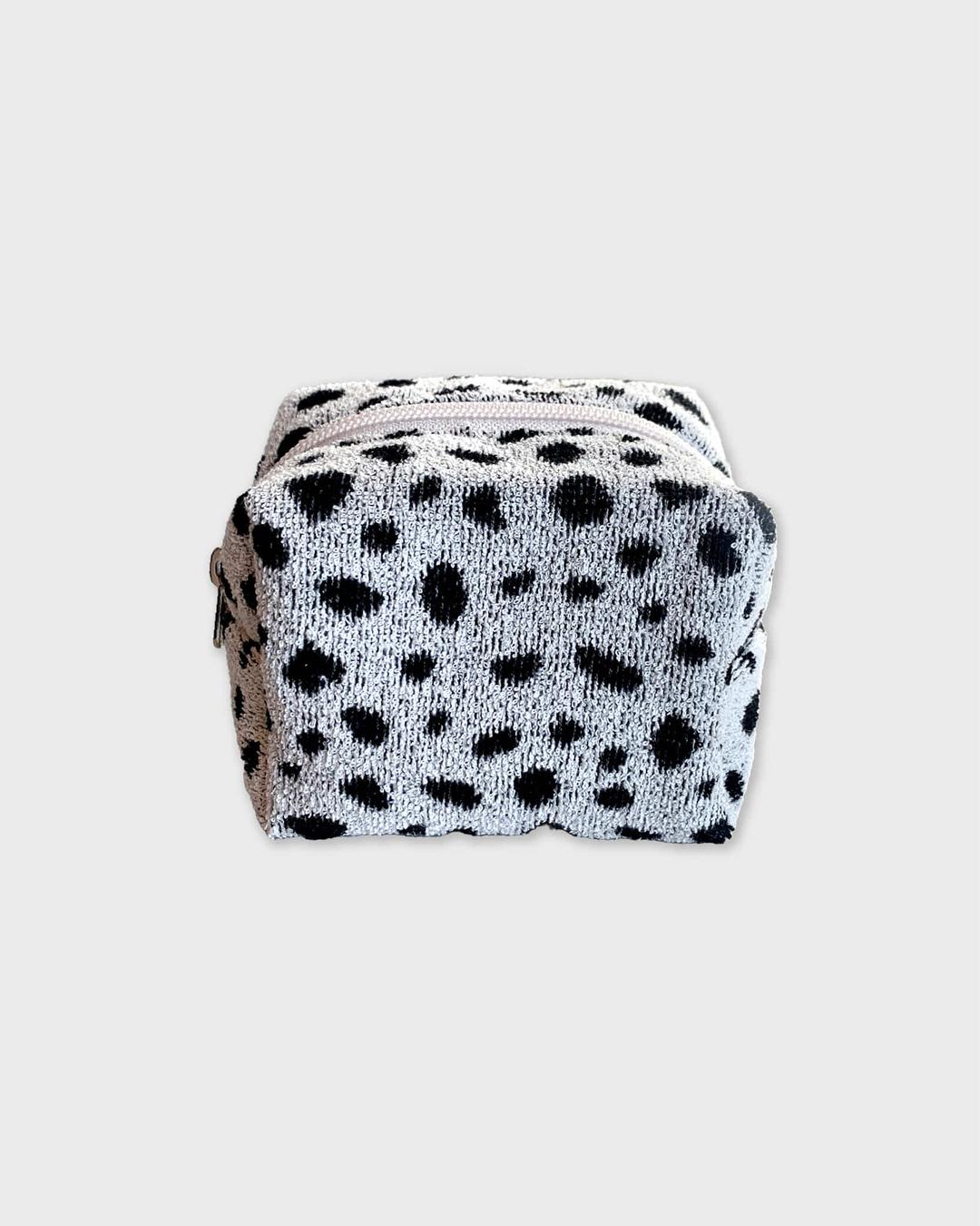 Terry pouch (dalmatian)