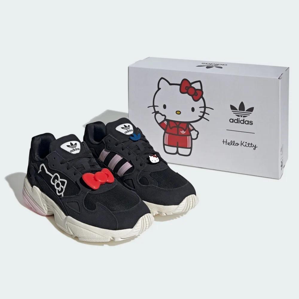 <무료배송> 아디다스 팔콘 X 헬로 키티 블랙 여성 운동화 IG6788