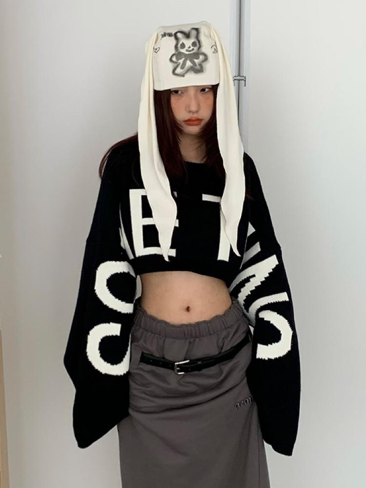 MOlacing Oversized cropped long-sleeve sweater