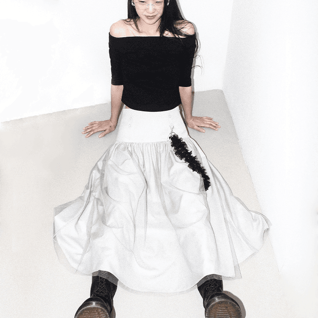 [EEUM] [3/7 예약배송] lace keyring tulle skirt (dust gray)