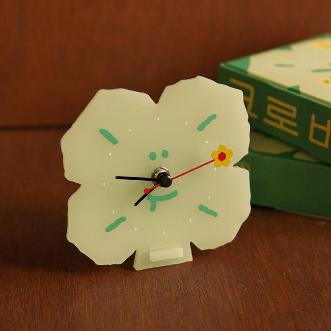 [아무개씨] 째깍째깍 탁상시계 : 크로바(야광)