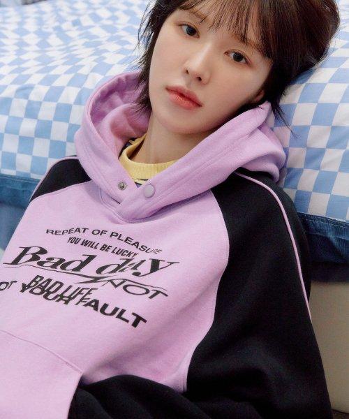 (W) BAD DAY NOT BAD LIFE RAGLAN HOODIE (BLACK) [LRRSCTH109M]