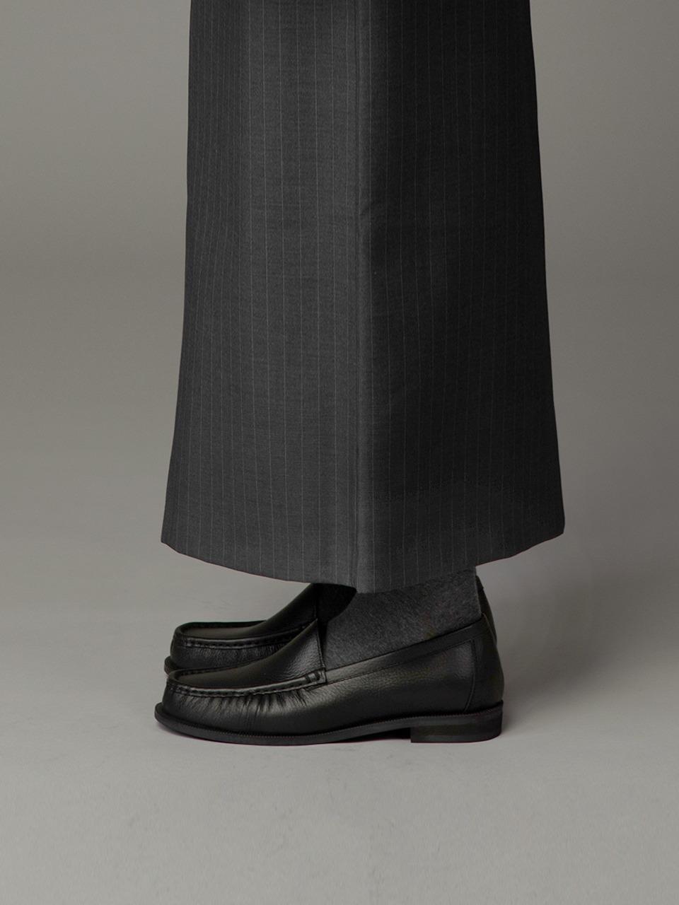 [EXCLUSIVE] fred classic loafers (leather black)