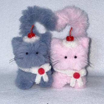 Cherry myomyo cat keyring