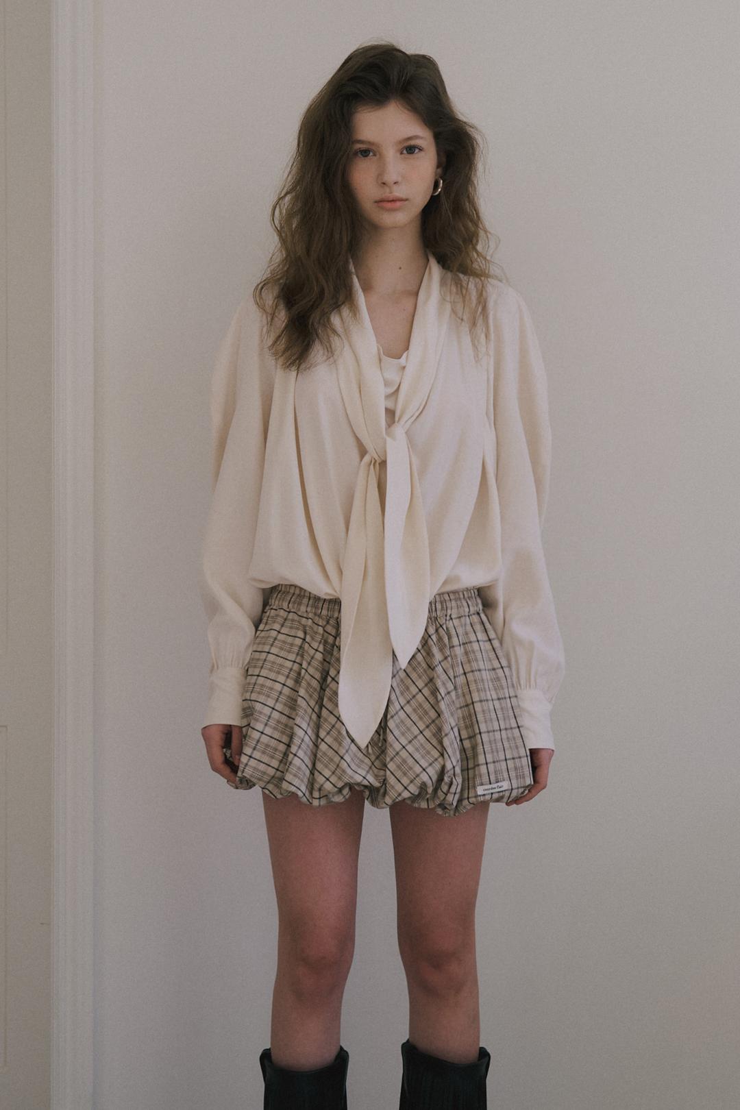 [2/28 예약배송] COWL TIE BLOUSE_CREAM