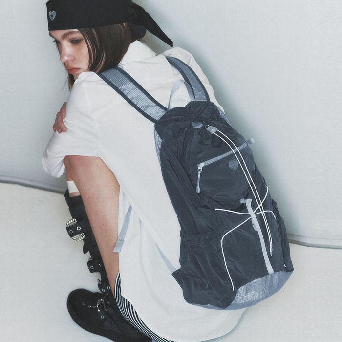 AIRY POCKET BACKPACK - CHARCOAL