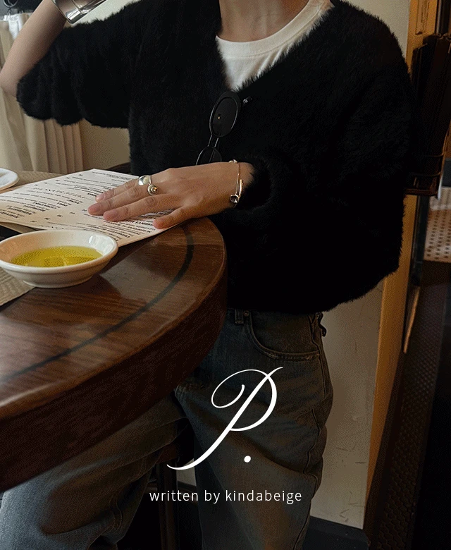 [page] 퍼티 플러피 브이넥 니트 (3color)┃블랙 5일 소요