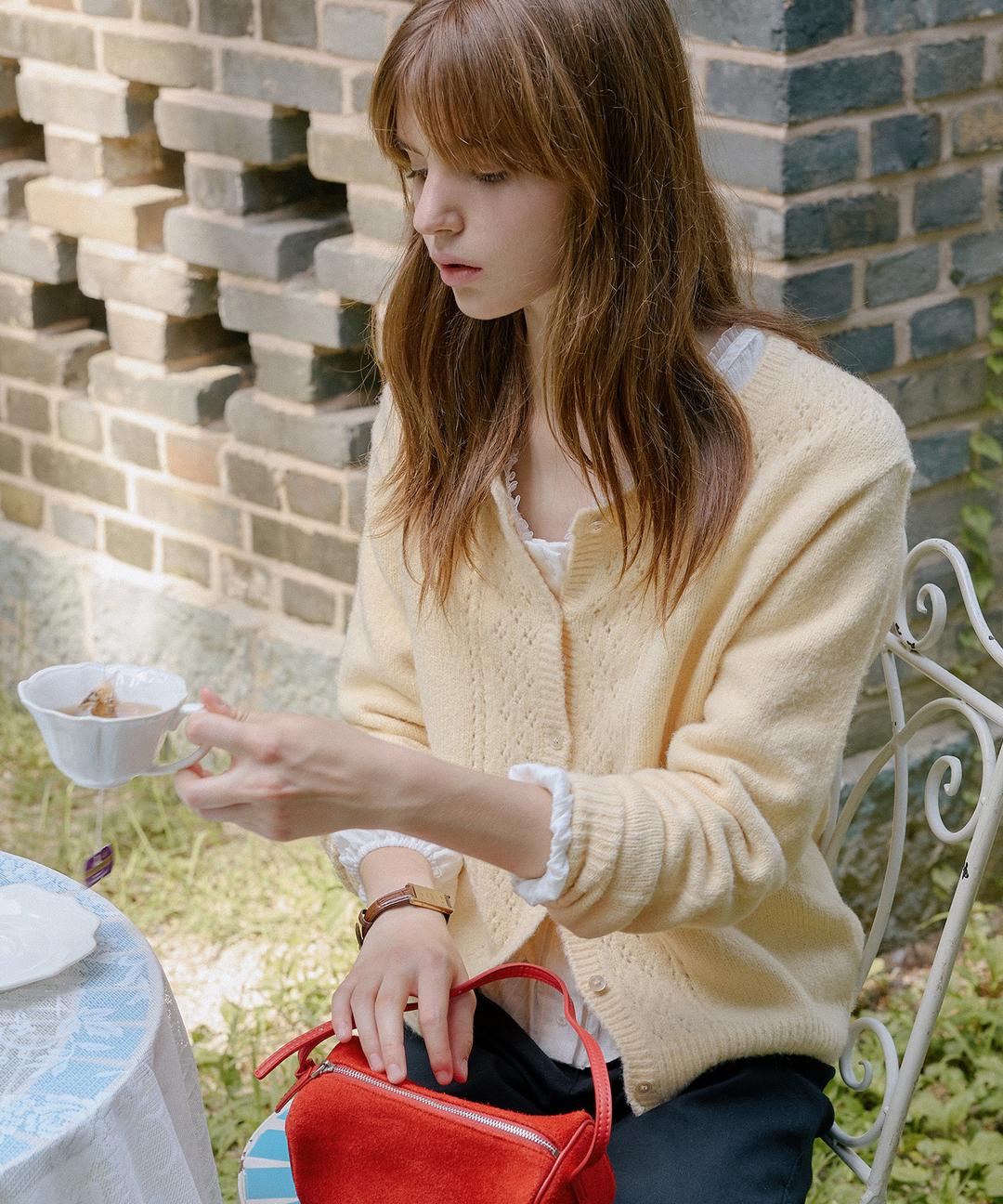[ 진훤 pick & Pre-order ] Deep U-neck Punching Wool Cardigan ( Cream Yellow )