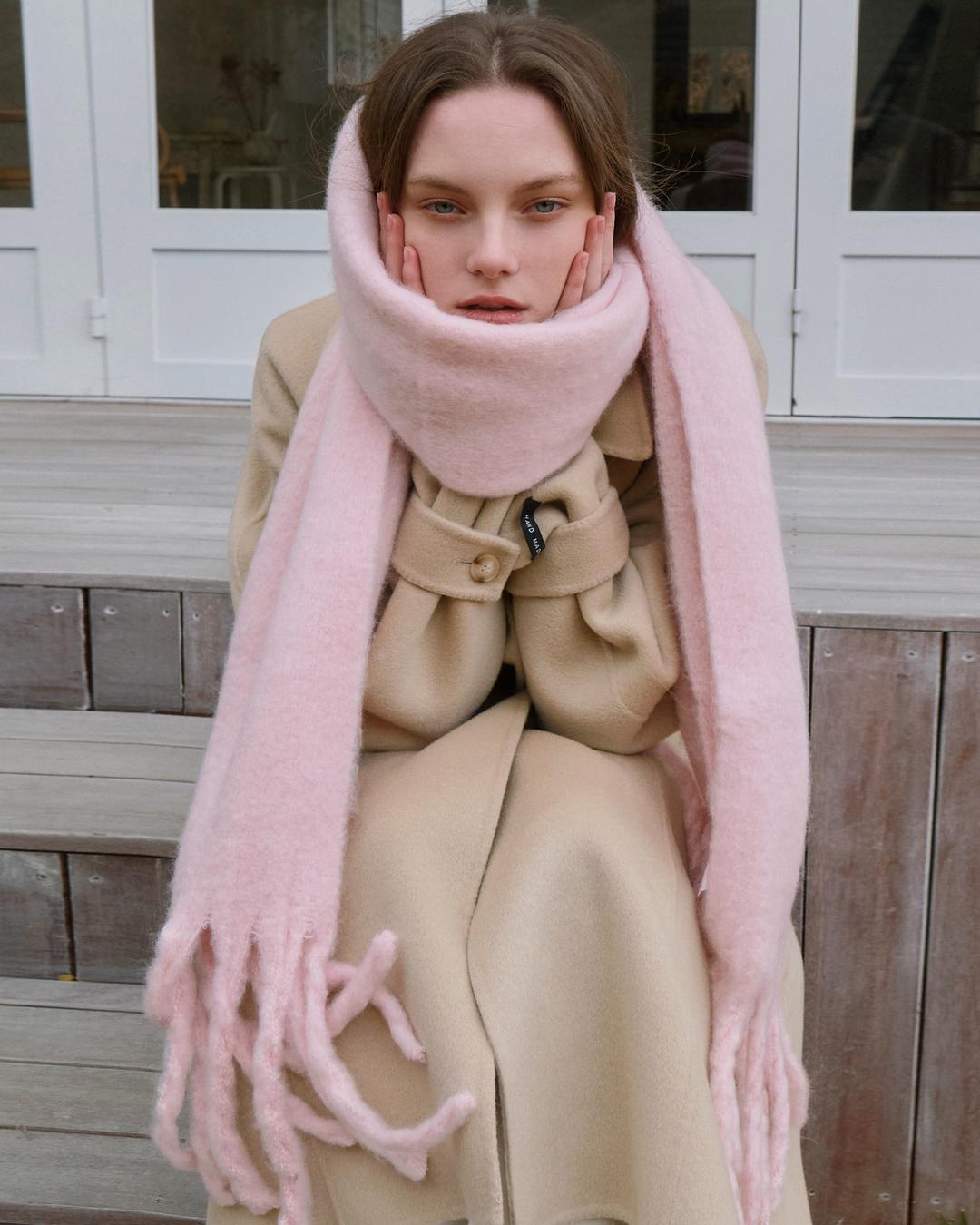 Wool long wide muffler - soft pink