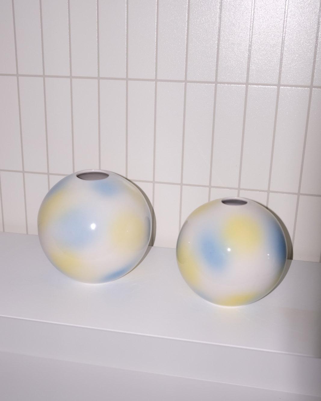 cloud circle vase