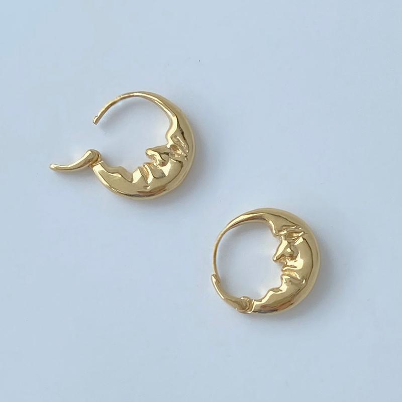 the moon earring