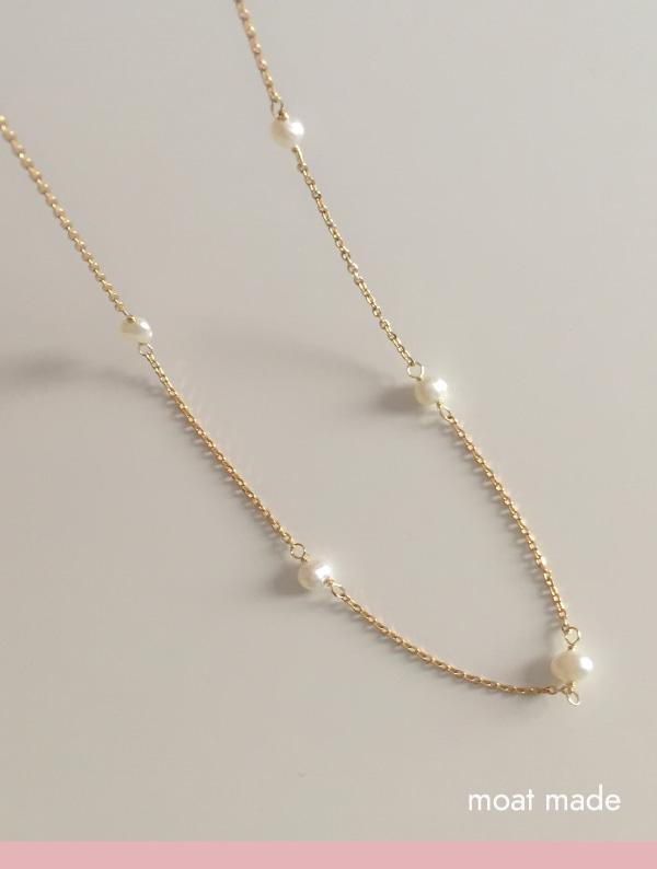 chain pearl necklace (moat made)