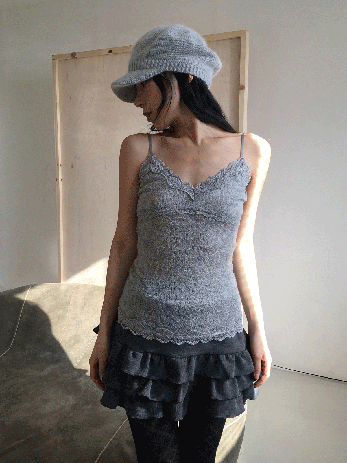 온마인드 [BEST] BOUCLE LACE SLEEVELESS ( 블랙 당일출고 )