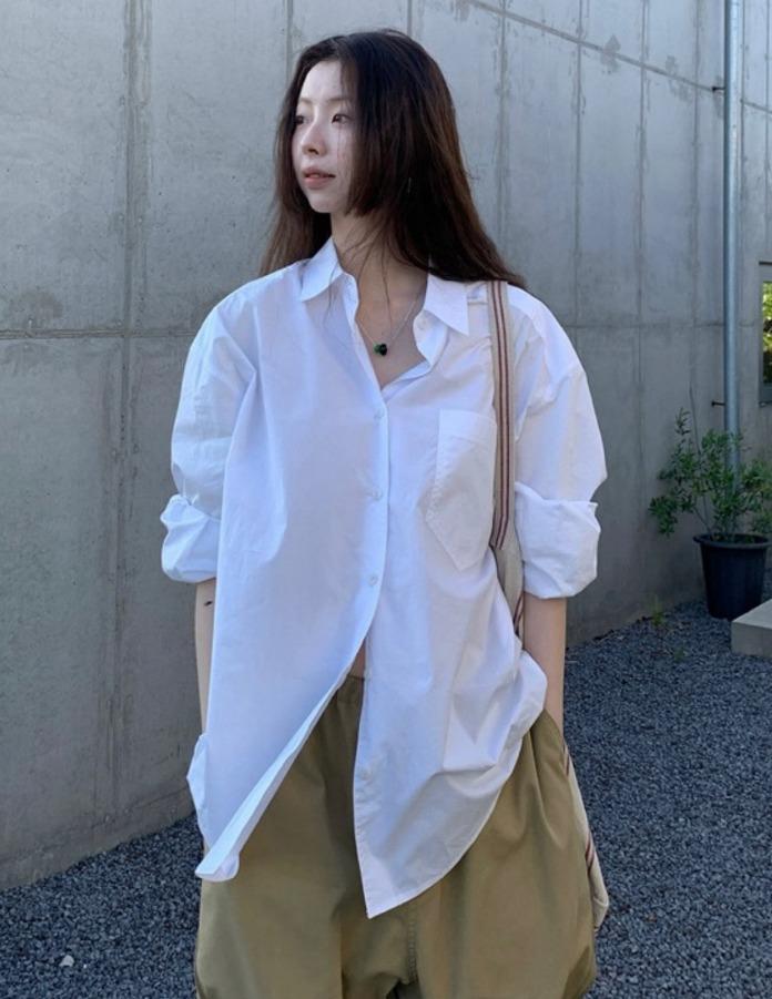 Hellooo Eat 루즈핏 씨스루 코튼 긴팔 셔츠 (화이트)