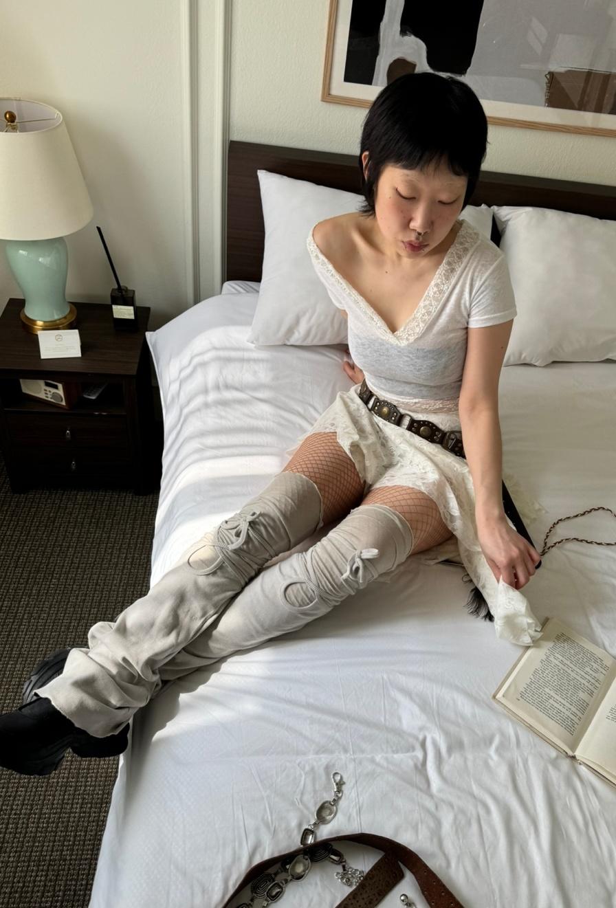 캐슈 레이어드 스트랩 레그 워머