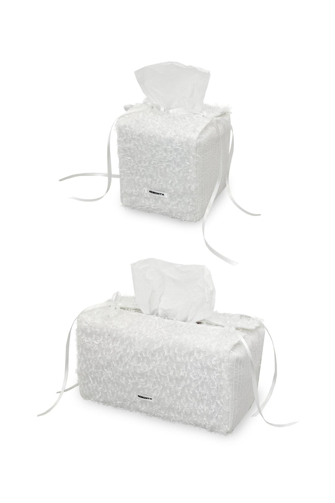furry tissue cover (white)