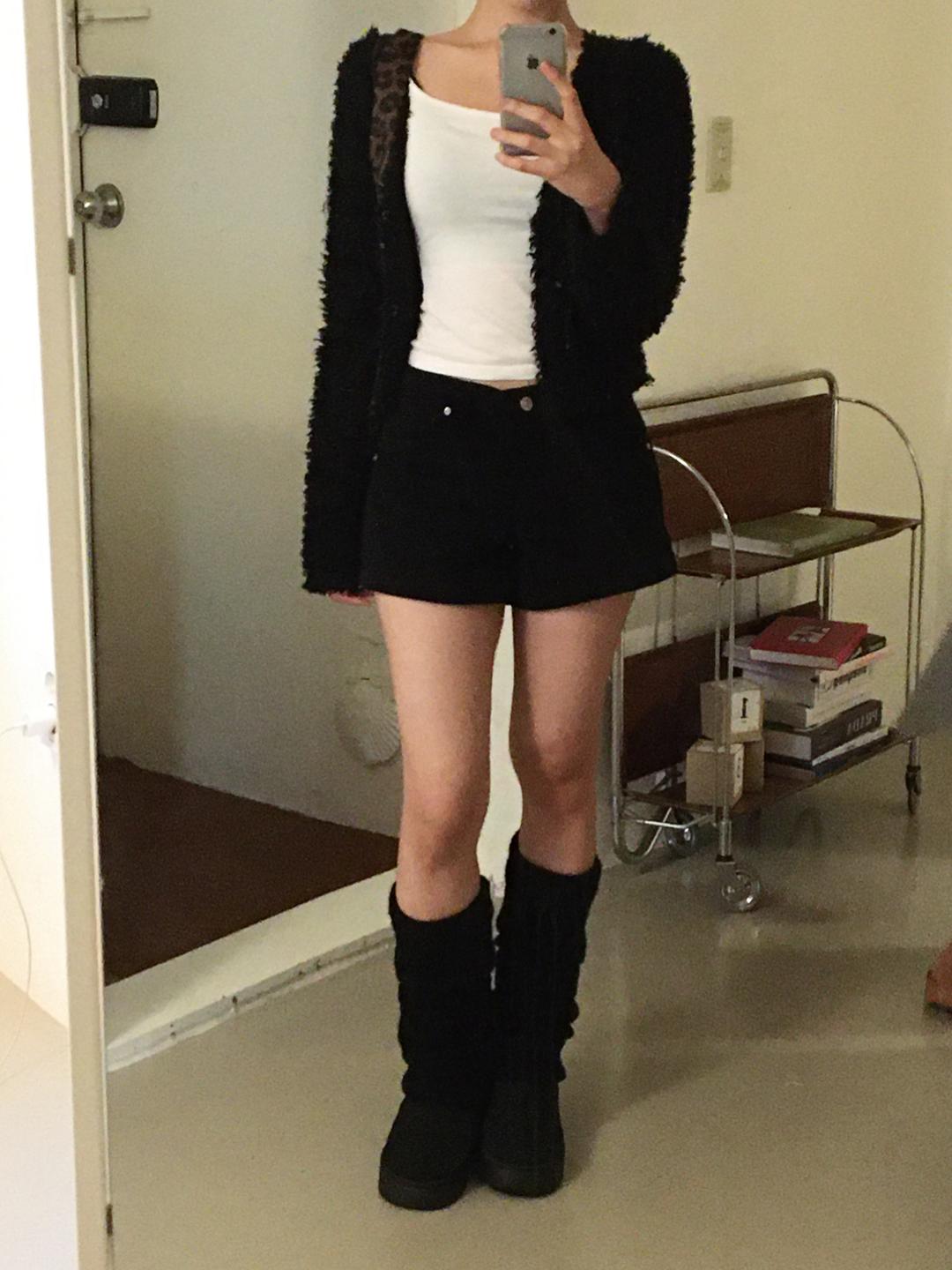 오브더로지 [인생반바지/핏보장] 쉘터 골덴 숏팬츠 겨울반바지 A라인 코듀로이팬츠 (1col)