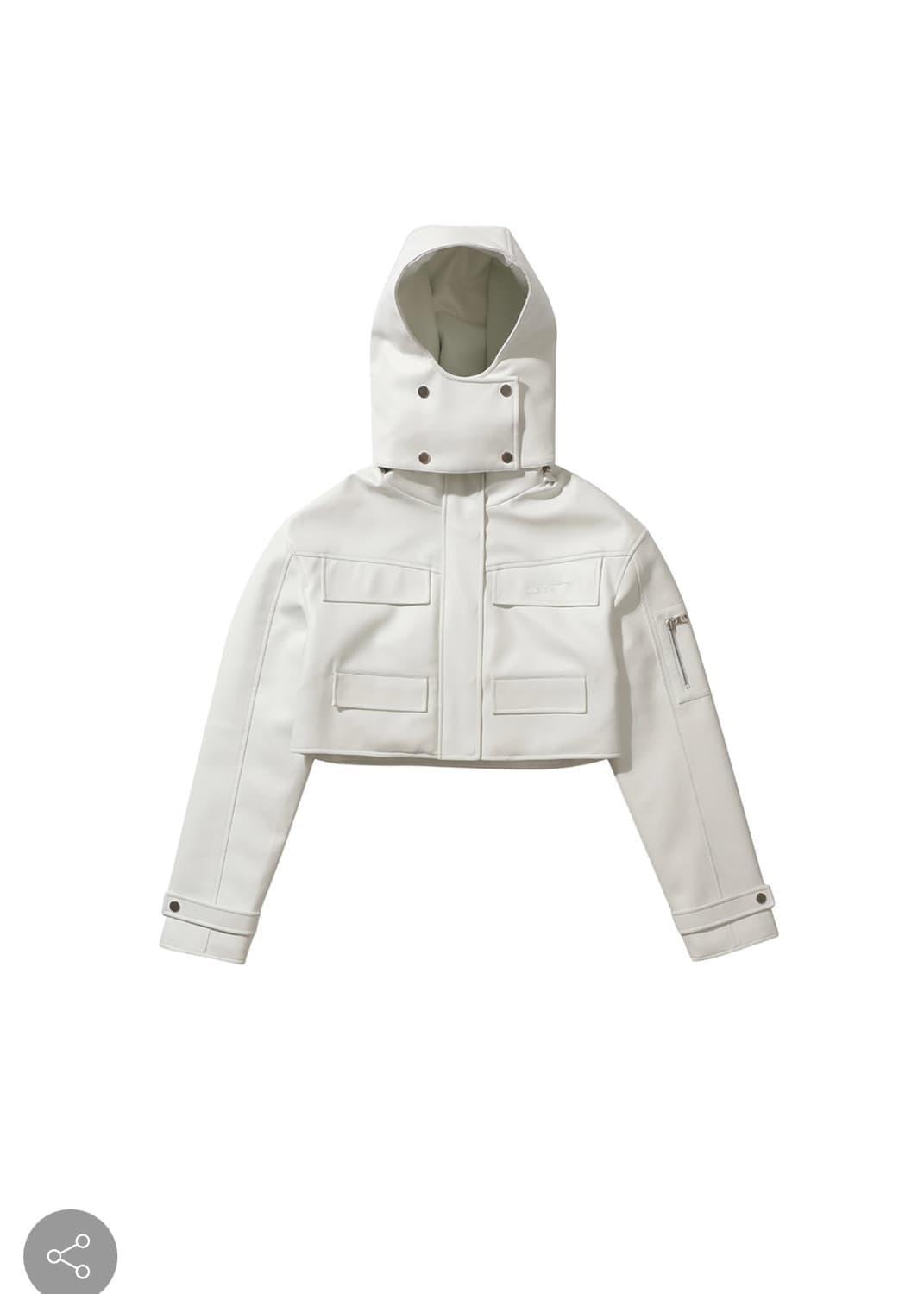 LEEY 리 크롭 봄버 자켓 화이트 | 후루츠패밀리