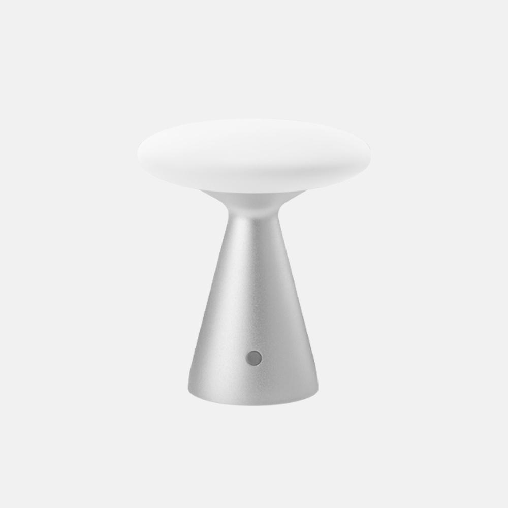 코노스 포터블 램프