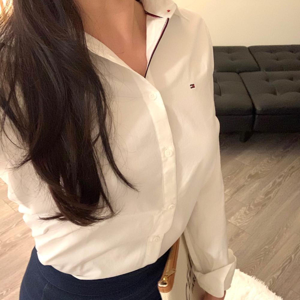 타미힐피거 여성 셔츠 (스트라이프,화이트,블루)