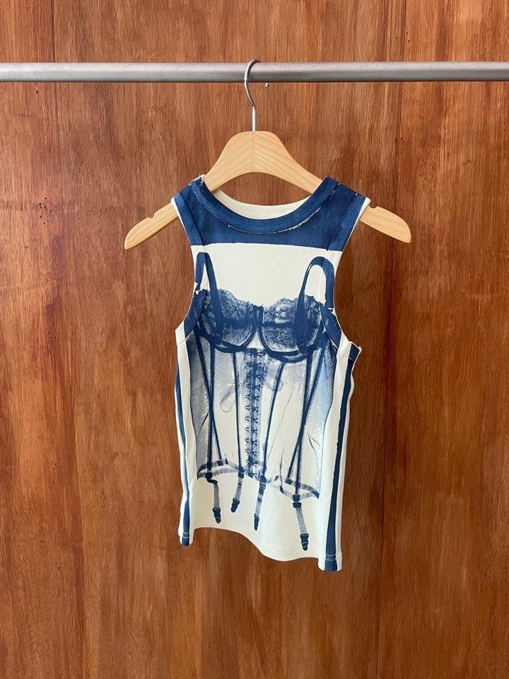 [프리오더, 2주 소요] Corset printed sleeveless top