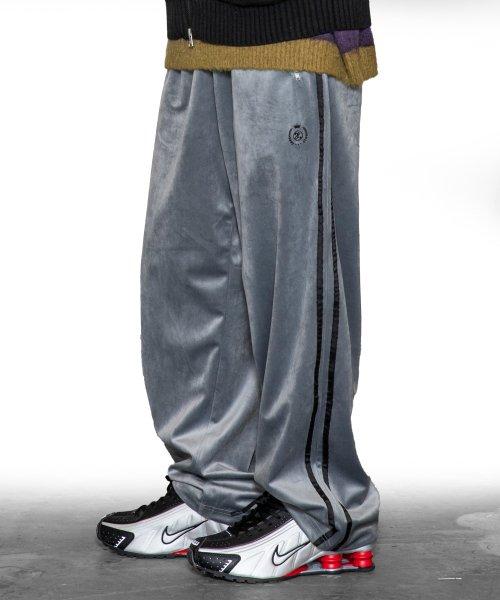 XP182 케일린 벨벳 트레이닝 스트링 팬츠 (GRAY)