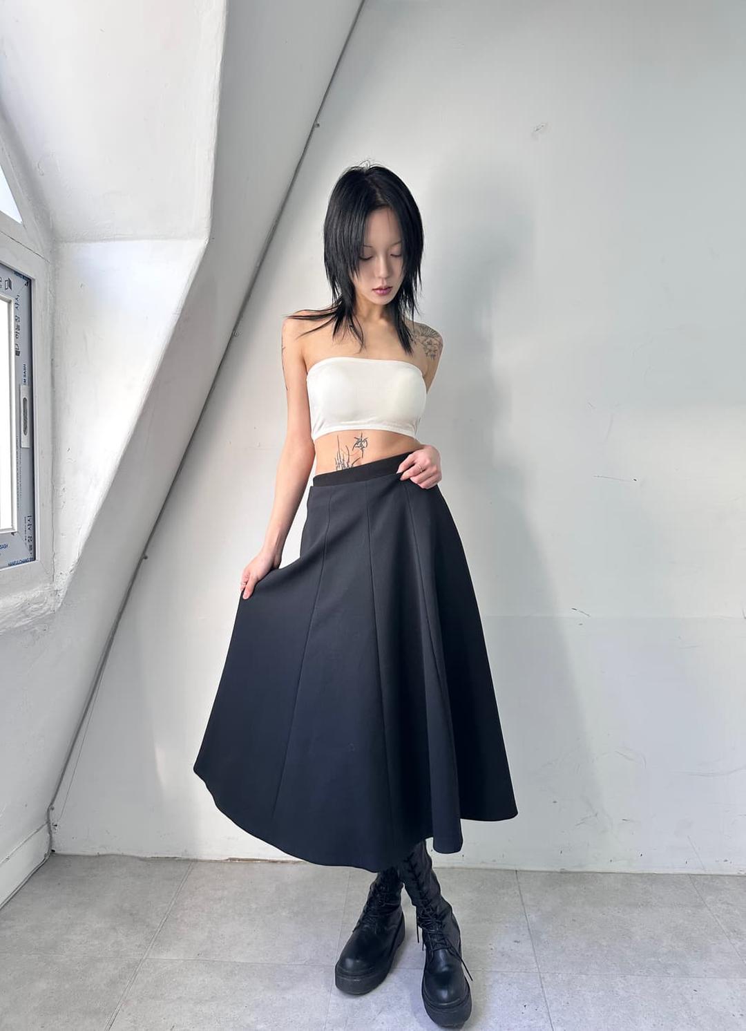 띠어리 미니멀 플레어 롱 스커트 | 후루츠패밀리