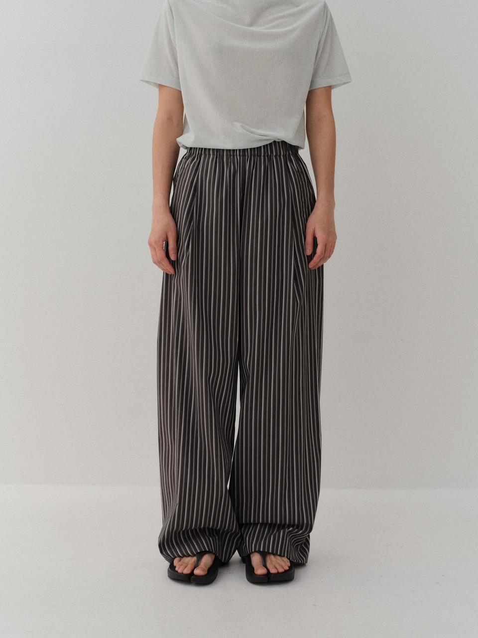 [3차] 사이드 심리스 스트라이프 밴딩 팬츠 와이드 ( Charcoal stripe )