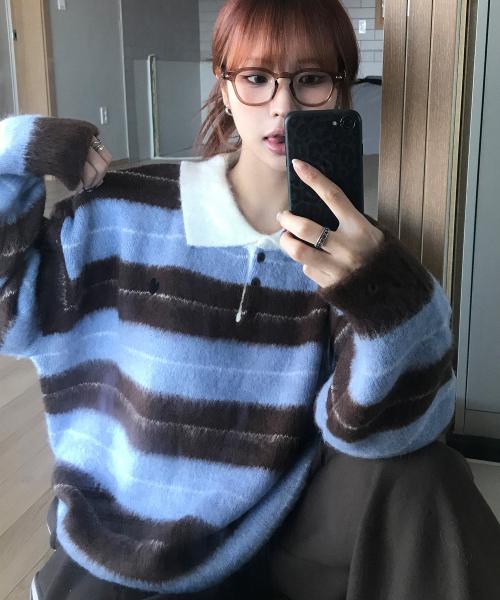 브러쉬드 더블 스트라이프 카라 니트 브라운소라