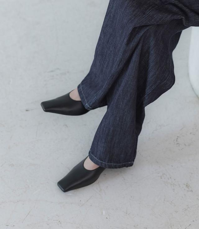 [HAND MADE]  SQUARE FORMA PUMPS LAMB SKIN BLACK