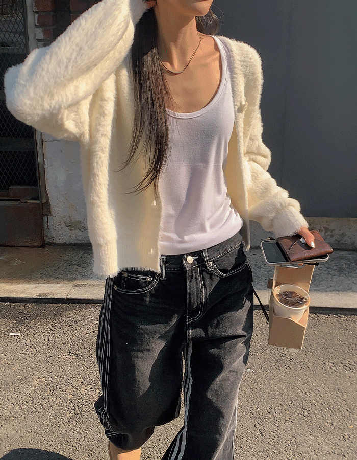 서울베이스드 ROOKIE FUR CARDIGAN