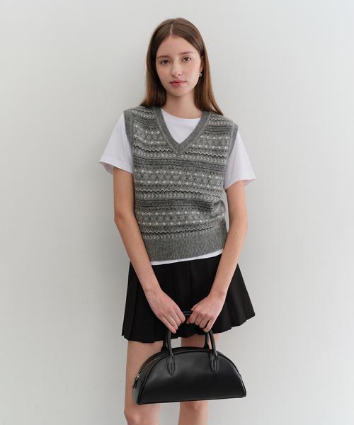 UNISEX CRAFTED V-NECK KNIT VEST_UDSW5C112_GREY
