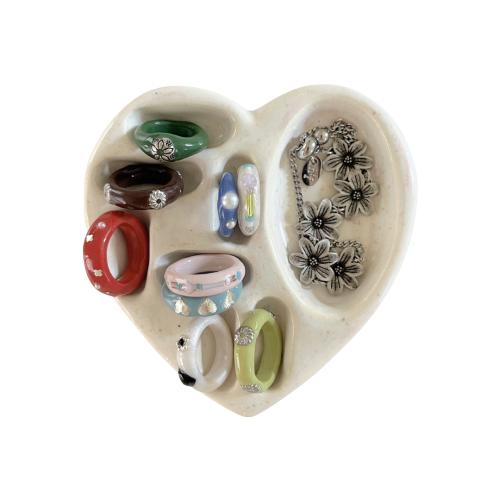 ceramic heart mix holder-oatmeal