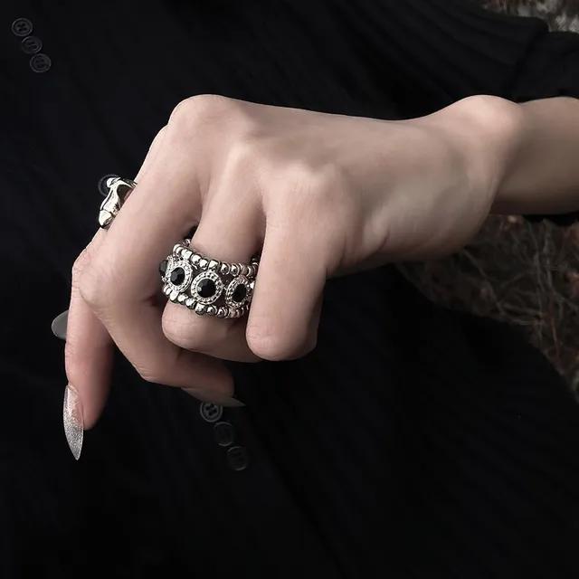 horn bead ring