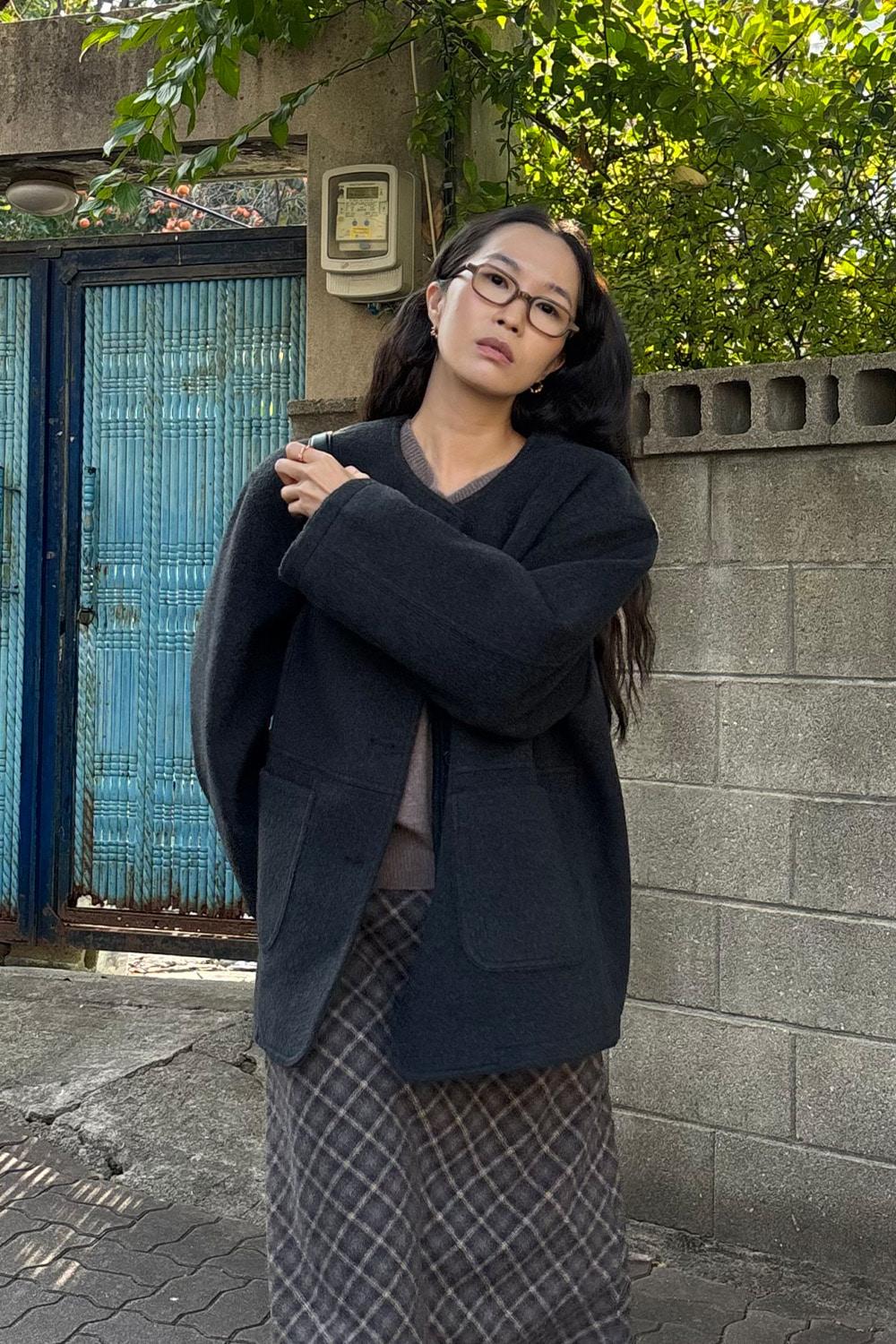 Rene Roundcollar Jacket_Charcoal