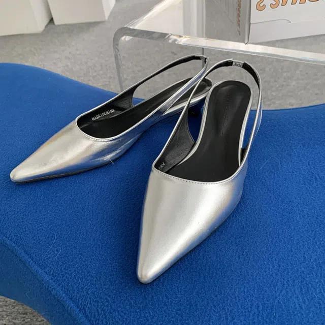 [SHOES] 실버 로우 슬링백 힐