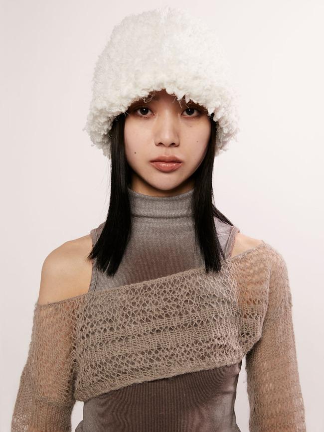 snow hat (white)