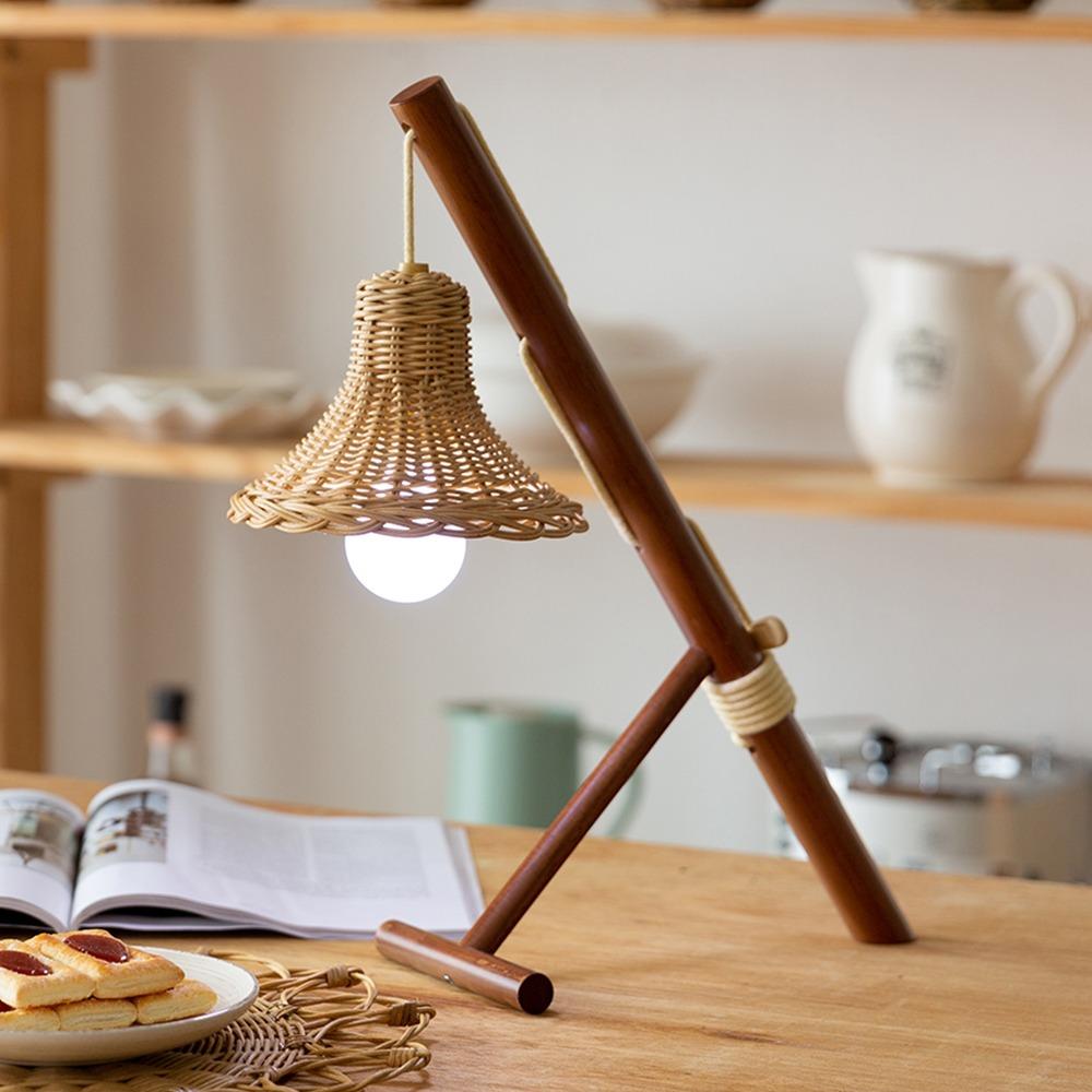 쿠쿠마 우드 스탠드 행거 랜턴걸이 2color