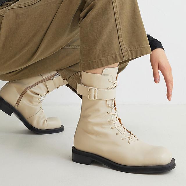 BKB20407 EGG WALKERBOOTS IVORY